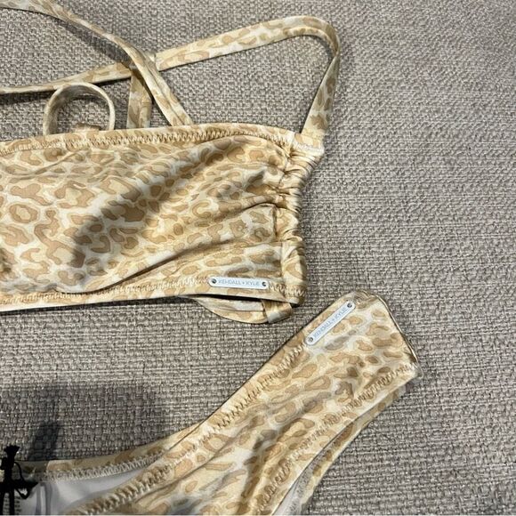 Kendall & Kylie Women’s Gold Rouched Bandeau Bikini Top/ Bottom Size L NWT - Picture 9 of 16